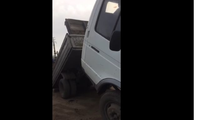 В Рубцовске разломилась «ГАЗель»