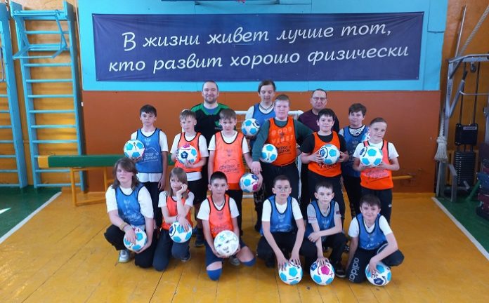 футболисты_школьники