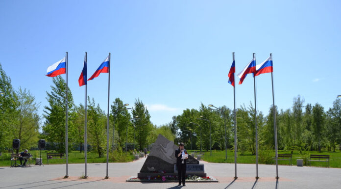 В сквер Победы в Рубцовске возвращается полноценное освещение: ремонт выходит на финишную прямую