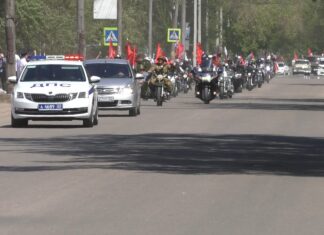 Тысяча машин: в Рубцовске состоялся автопробег в честь Дня Победы