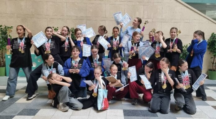 Два Гран-при уезжают в Рубцовск: танцевальный коллектив «Жар-птица» взял высшую награду международного фестиваля в Астане