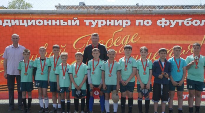 В Рубцовске завершился традиционный турнир по футболу, посвященный Дню Победы