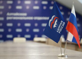 Виктор Зобнев и Сергей Черноиванов стали победителями предварительного голосования «Единой России» по рубцовским округам АКЗС