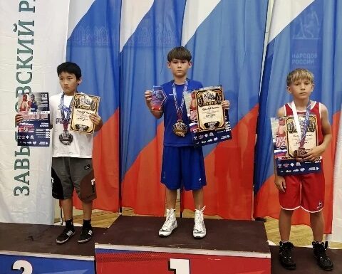 Сборная Рубцовска по боксу — в тройке лучших на турнире в Завьялово