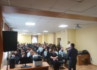 «Неделя адаптации» для первокурсников колледжей в столице Алтайского края объединила порядка 900 студентов